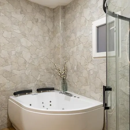 Prázdninový dům Con Jacuzzi En Castillo *